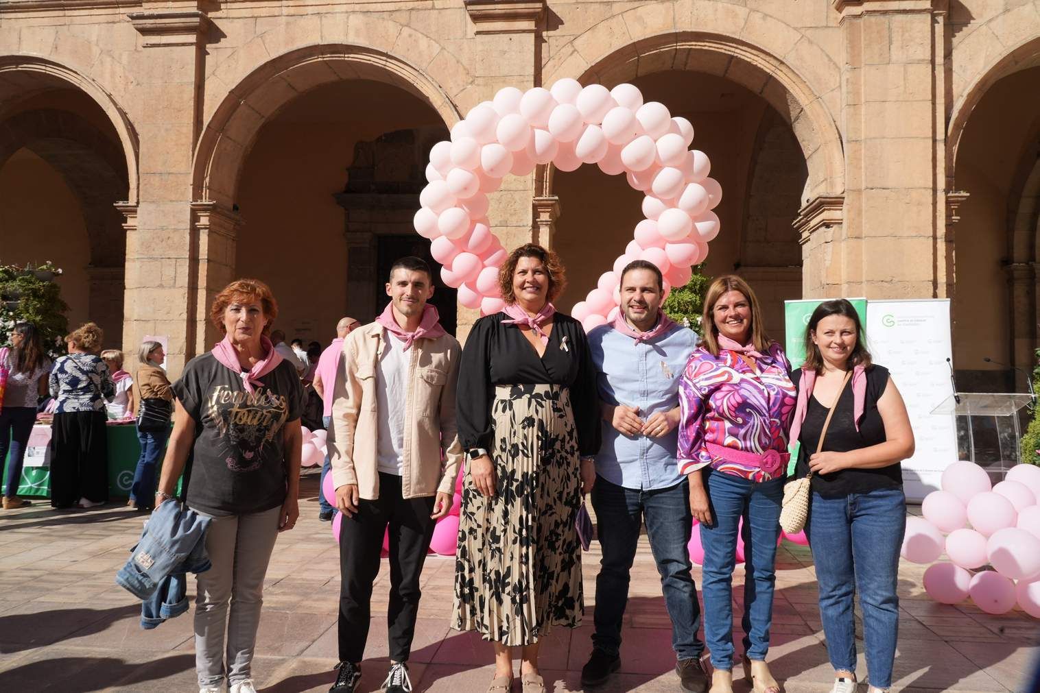 Galería de imágenes: Acto institucional por el Día Mundial Contra el Cáncer de Mama
