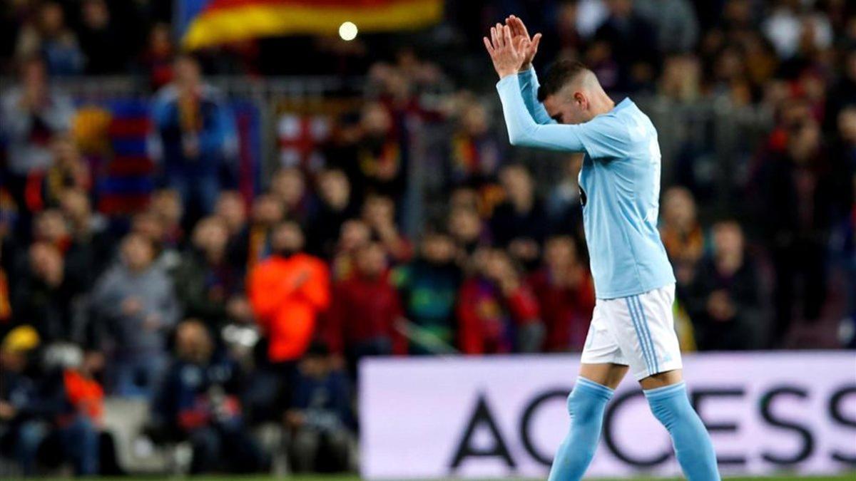 Iago Aspas abandonó el Camp Nou lesionado y ovacionado
