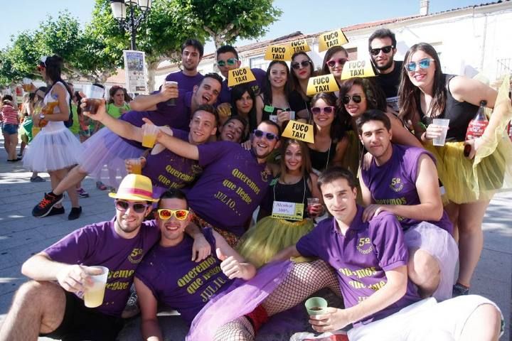 Desfile de peñas en Fuentesaúco