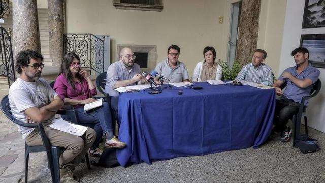 Carles Gispert, Cristina Ros, Miquel Martorell, Paco Espinosa, Francisca Niell, Miquel Perelló y Jordi Pallarés, ayer en el Solleric.