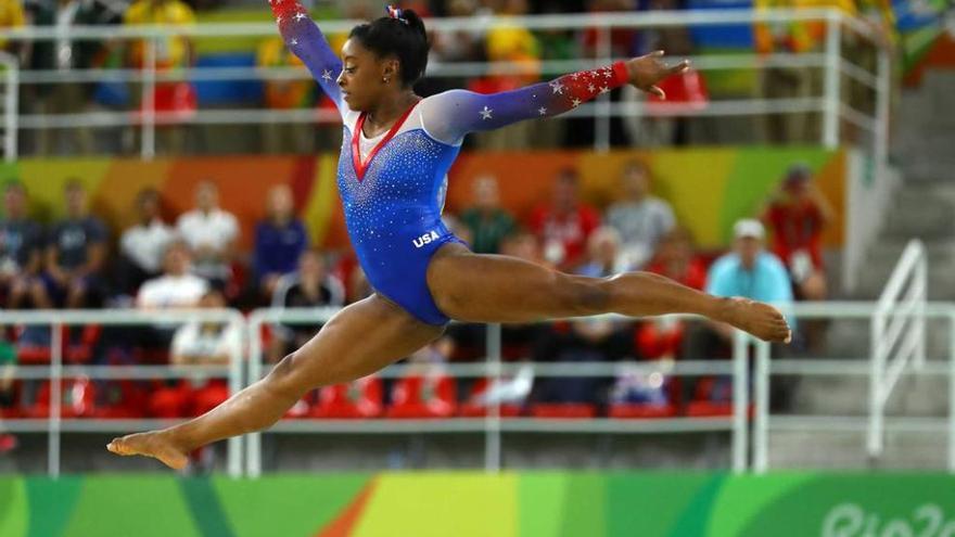 Simone Biles, durante la final de suelo.