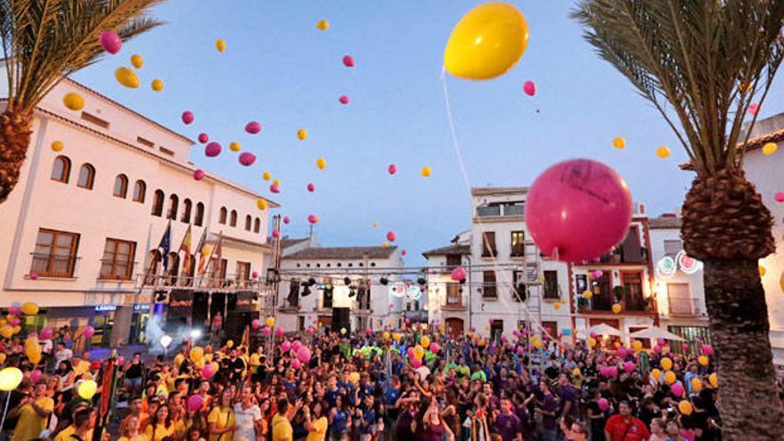 «L´Entrà de penyes» marcará el inicio de #LaNuciaEnFestes 2015 en la plaça Major.