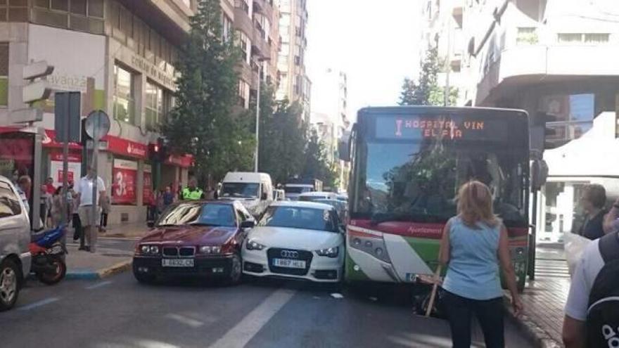 Aparatoso accidente en Reina Victoria