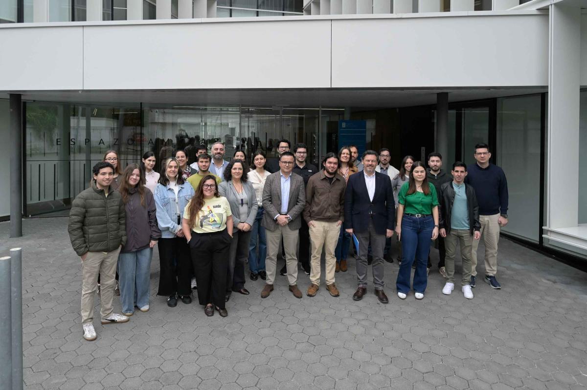 El conselleiro de Emprego, José González, participó en el encuentro en A Coruña