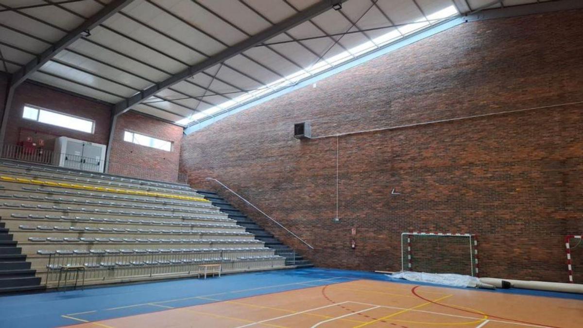 Parte de la cubierta que voló con la borrasca Kirk, en octubre.