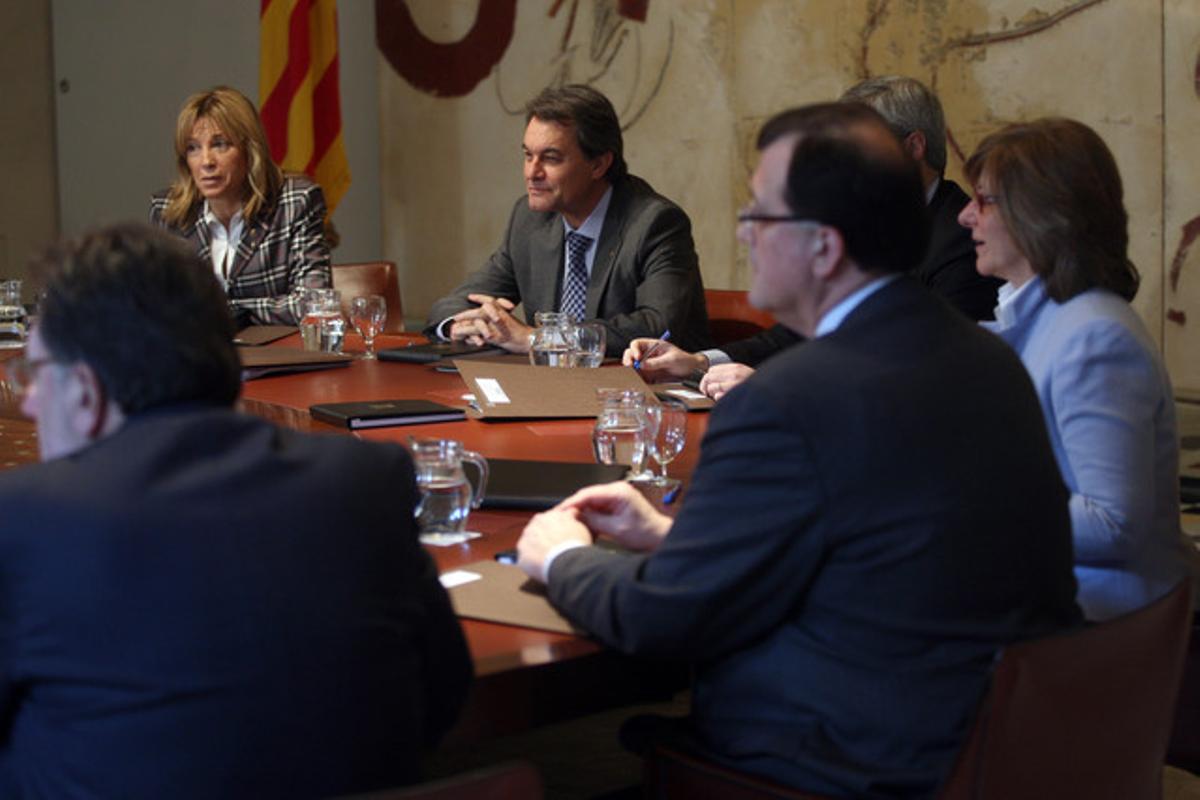 Artur Mas presideix la reunió del Govern, aquest dimarts, al Palau de la Generalitat. Artur Mas presideix la reunió del Govern, aquest dimarts, al Palau de la Generalitat.