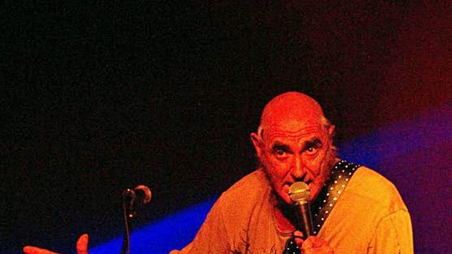Pau Riba en una actuación en Formentera en 2011. | FRANCESC FÀBREGAS