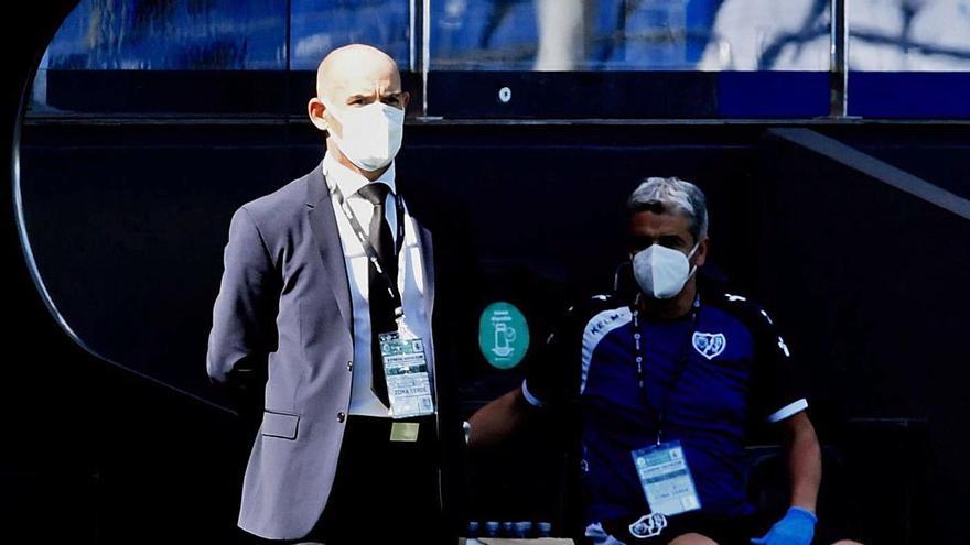 Paco Jémez, durante su última visita a Riazor, en junio pasado. |  // CARLOS PARDELLAS