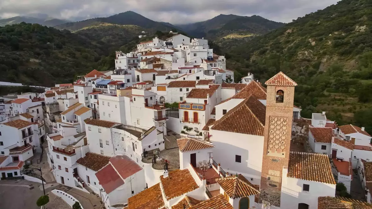 Salares, el pueblo de Málaga con menos habitantes de la provincia.