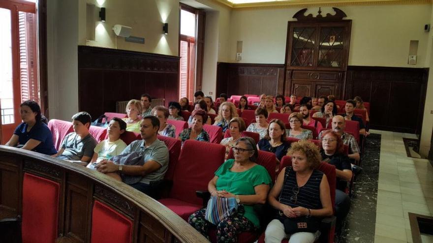 Participantes en la presentación de las jornadas y la posterior visita guiada por la Judería