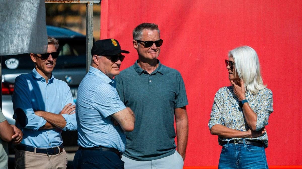 Kerr visitó el entrenamiento del Mallorca