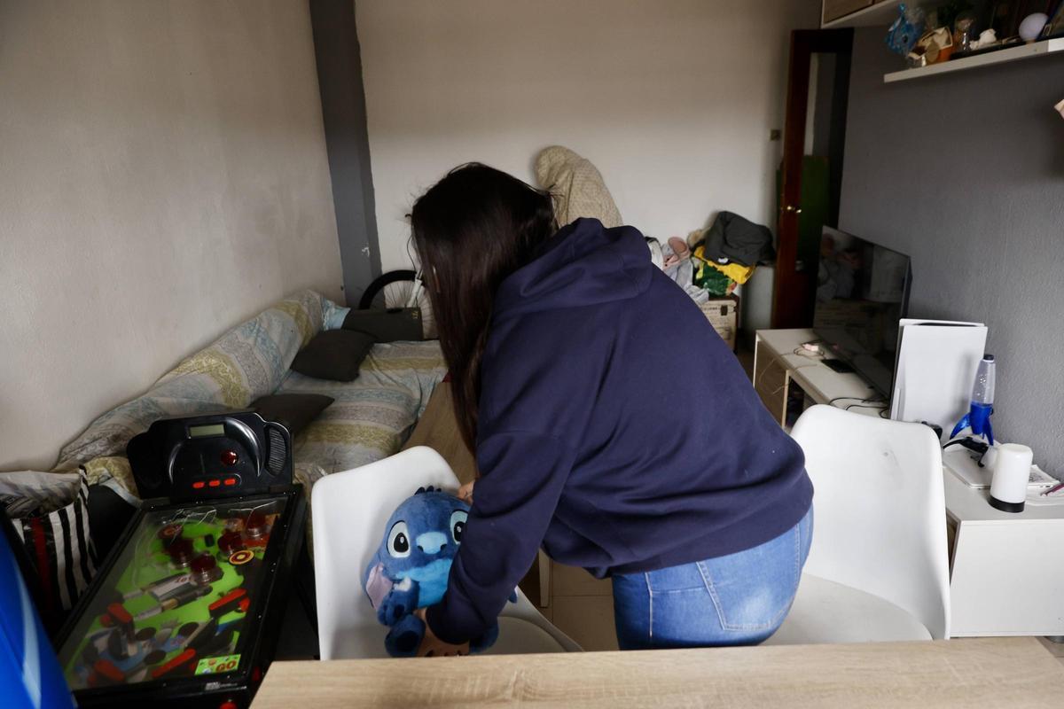 A. G. V., en su domicilio de El Natahoyo.