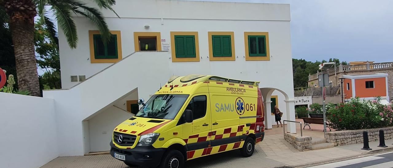 Ambulancia para emergencias en la zona norte de la isla