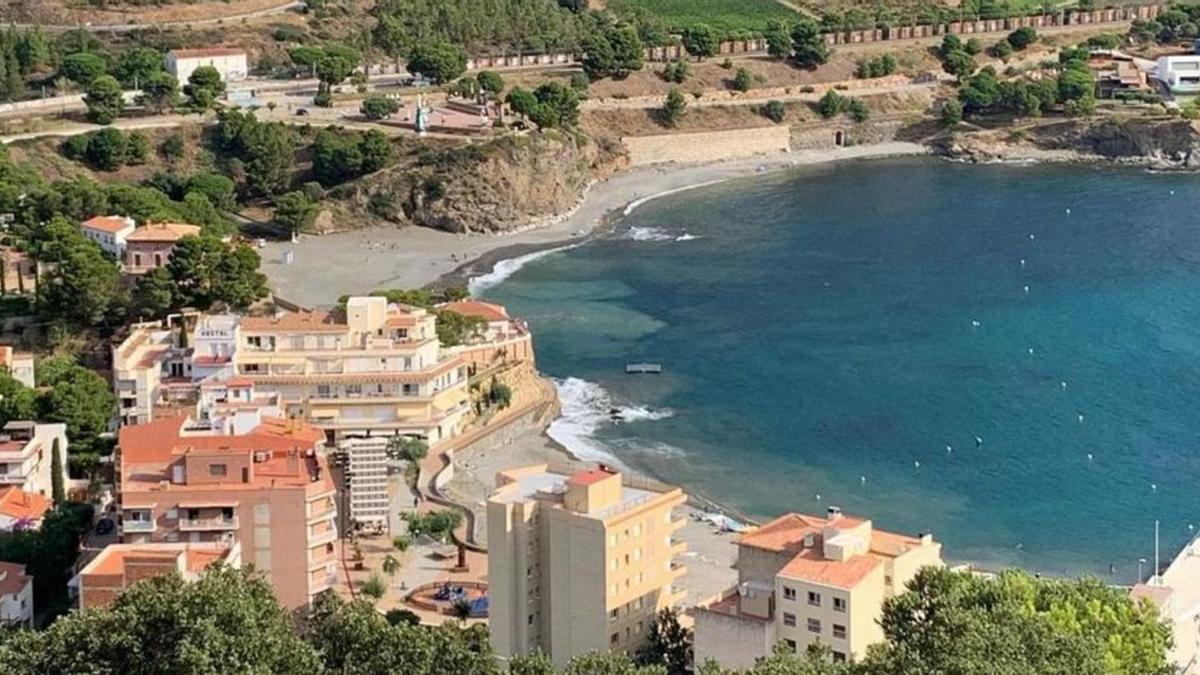 Colera, un  municipi que perd població.