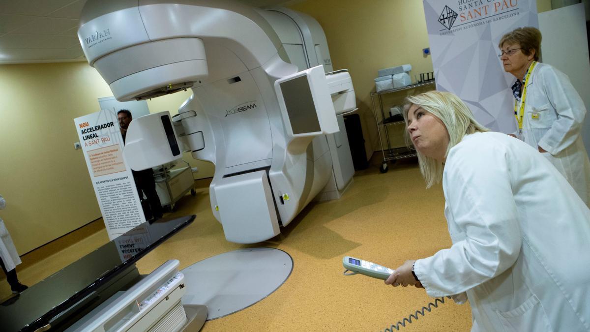 Acelerador lineal de radioterapia en el Hospital Sant Pau de Barcelona.