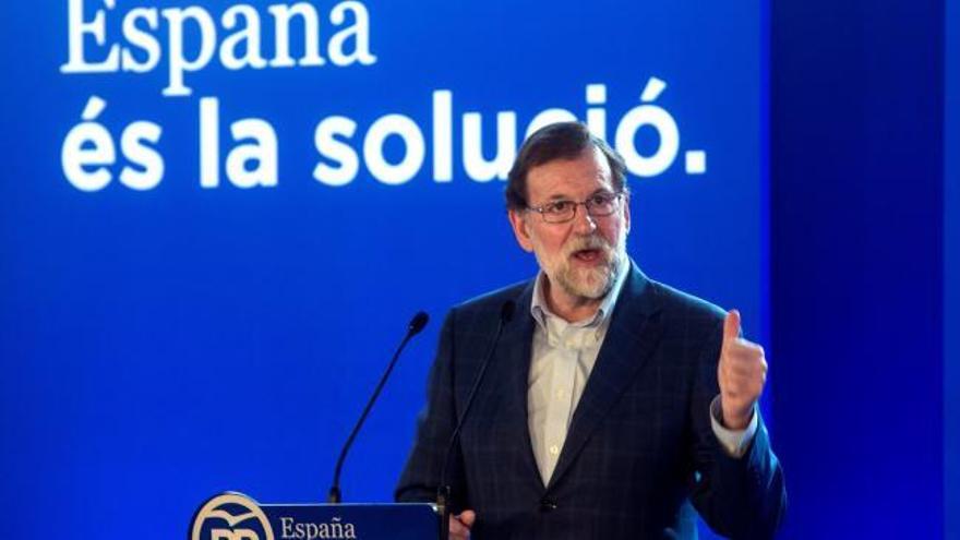 Rajoy: &quot;El cuento del independentismo ya no da más de sí&quot;