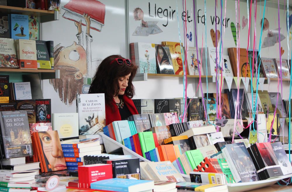 Un paseo por la 52ª Fira del Llibre de València