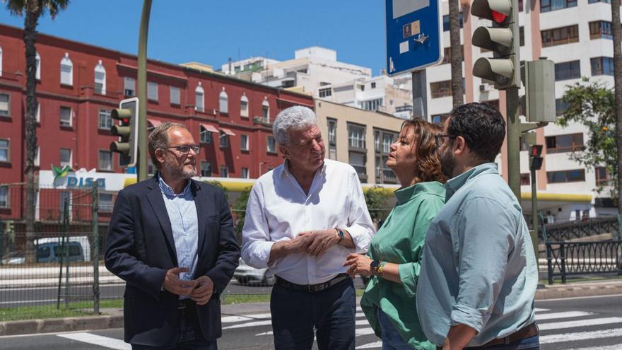 Pedro Quevedo propone una renovación integral de los semáforos