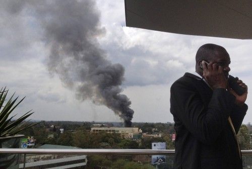 AL MENOS 3 FUERTES EXPLOSIONES SACUDEN EL CENTRO COMERCIAL DE NAIROBI