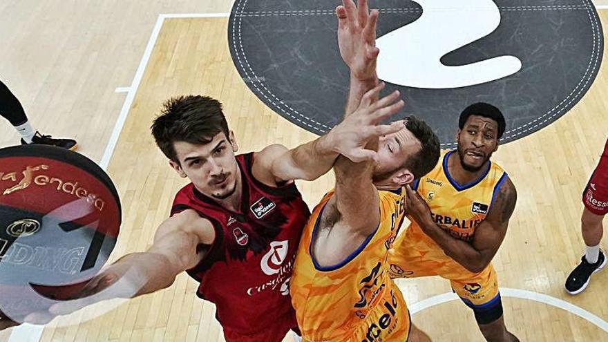 Nicolás Brussino, durante un encuentro con el Zaragoza.