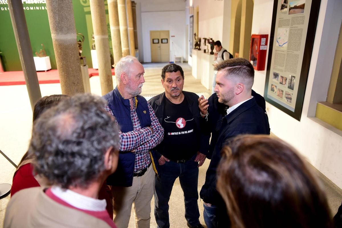 Alfredo Moreno repite por siete votos como secretario general del PSOE de Plasencia