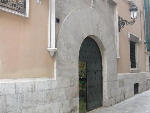 La puerta de acceso al inmueble