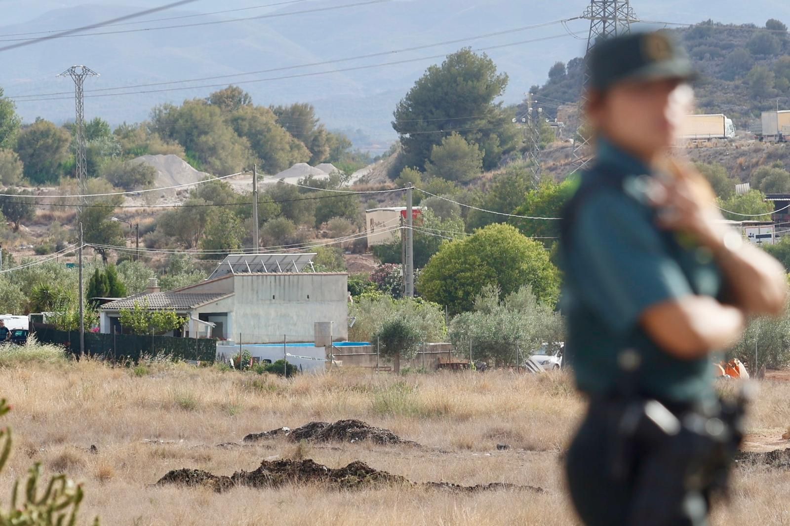 Un hombre se suicida tras matar a tiros a su mujer y a su hijastro en Benaguasil