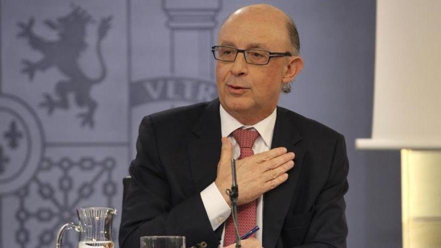 Montoro ofrece a los funcionarios un alza salarial a tres años ligada al PIB