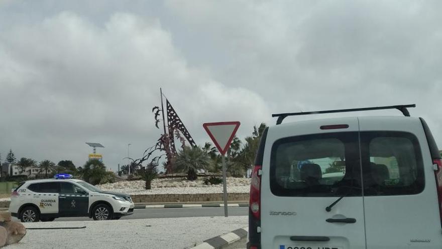 Control de movilidad efectuado por la Guardia Civil en la entrada a Xàbia