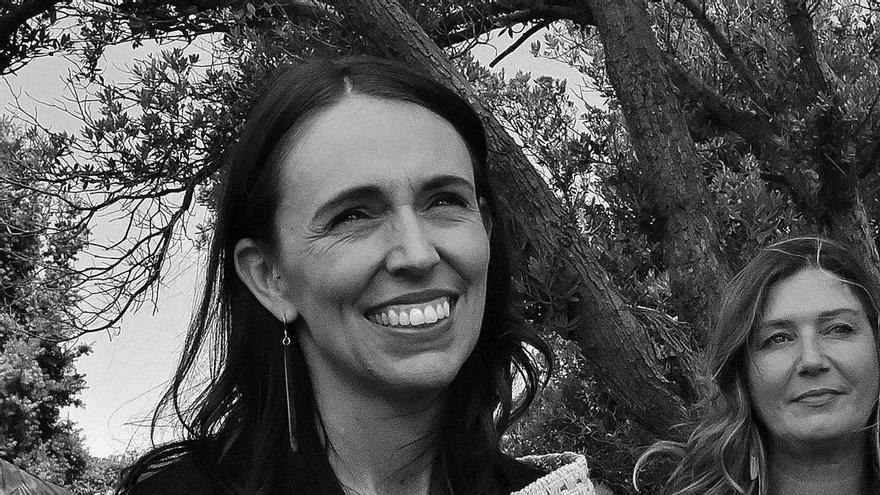 Jacinda Ardern: El agotamiento  de un icono