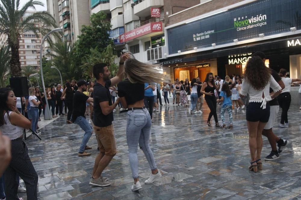 Taller de salsa en la Feria de Murcia