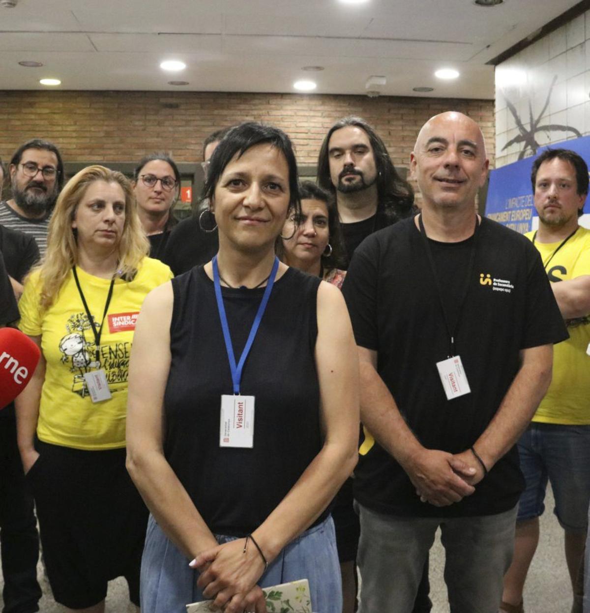 Els docents rebutgen l’increment salarial de 400 euros al mes