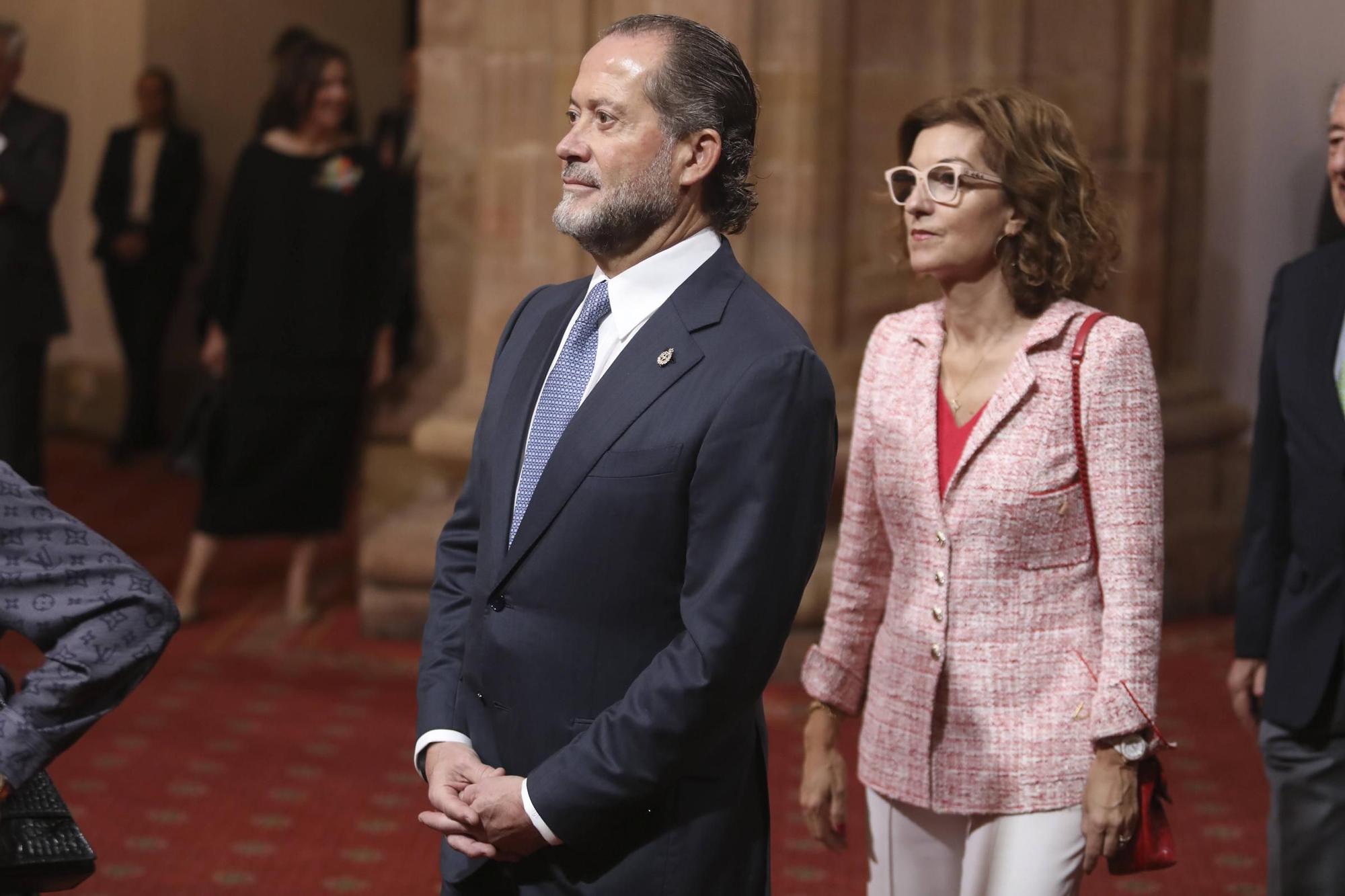 EN IMÁGENES: Personalidades, políticos y premiados se dan cita en el hotel de la Reconquista antes de la ceremonia de entrega de los Premios "Princesa"