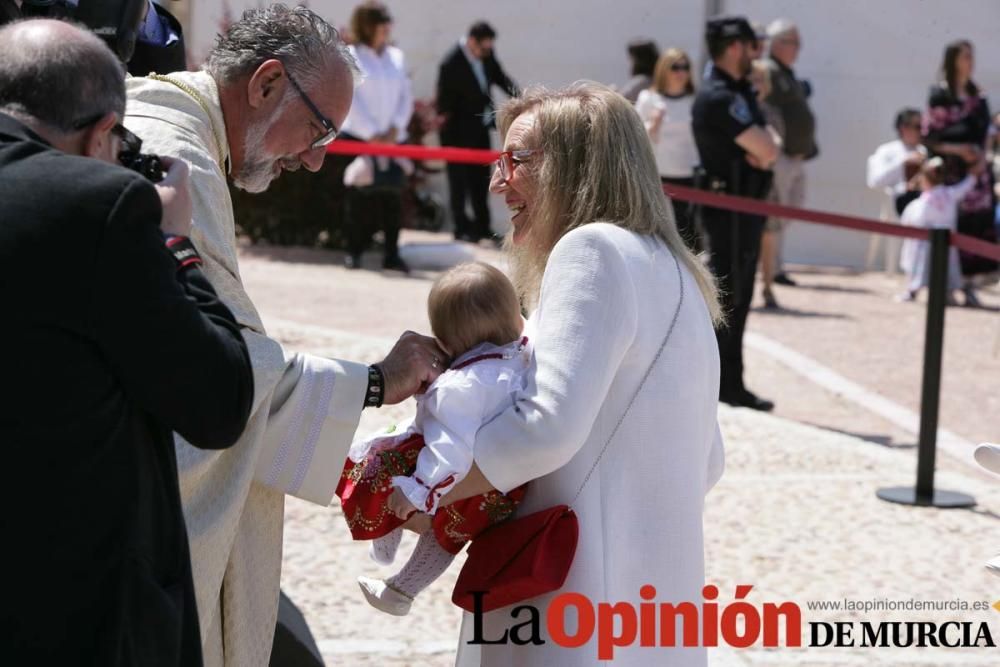 Ofrenda de flores en Caravaca: imposición de cruce