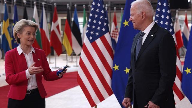 Ursula von der Leyen y Joe Biden