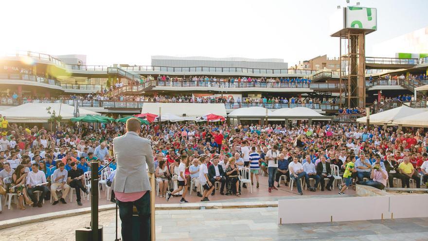 El centro de ocio ZigZag volvió a abarrotarse con motivo de la celebración de la Gala de la Federación de Fútbol de la Región de Murcia.