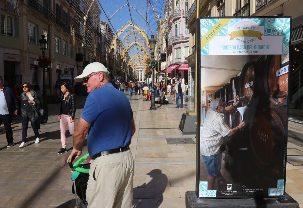 Málaga homenajea a sus comercios centenarios