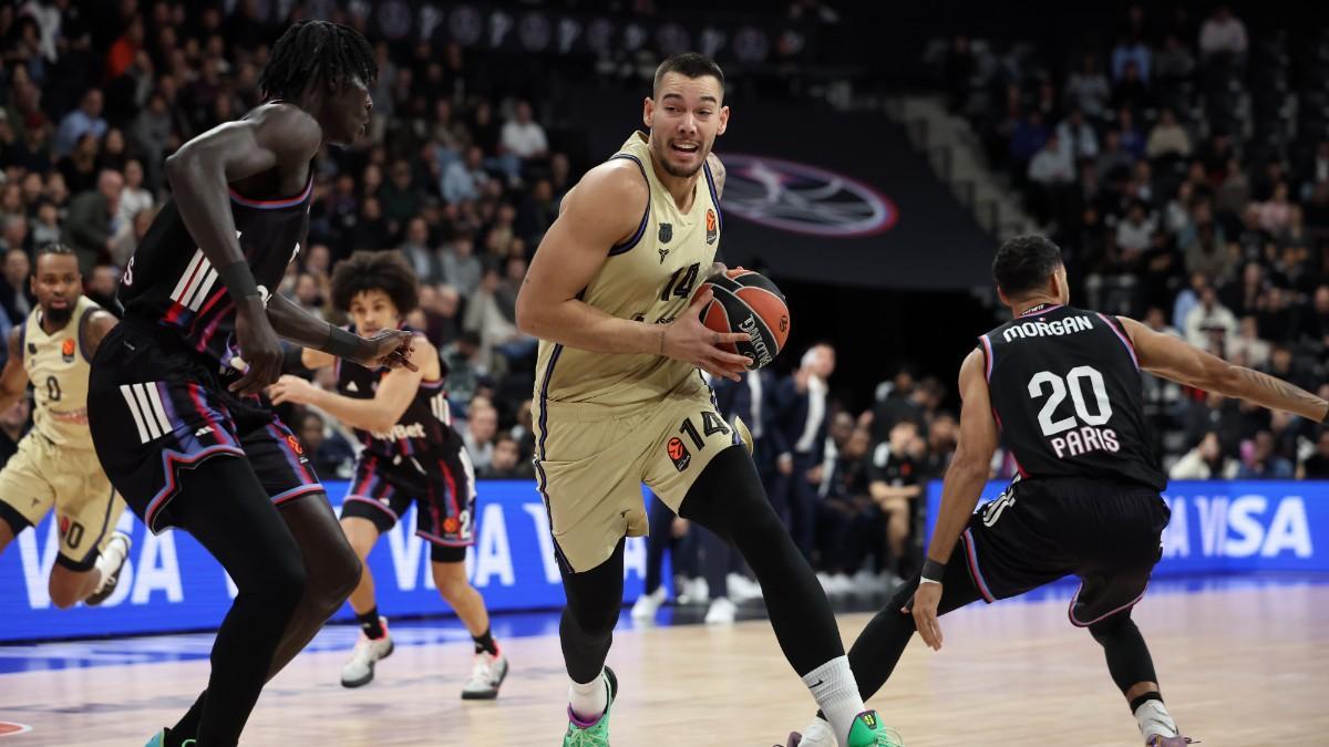 Willy Hernangómez, en el partido de Euroliga ante París Basketball de la primera vuelta