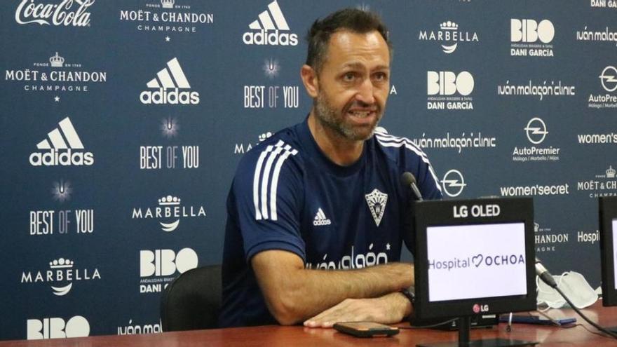 El técnico del club costasoleño incidió en la importancia de la autocrítica.