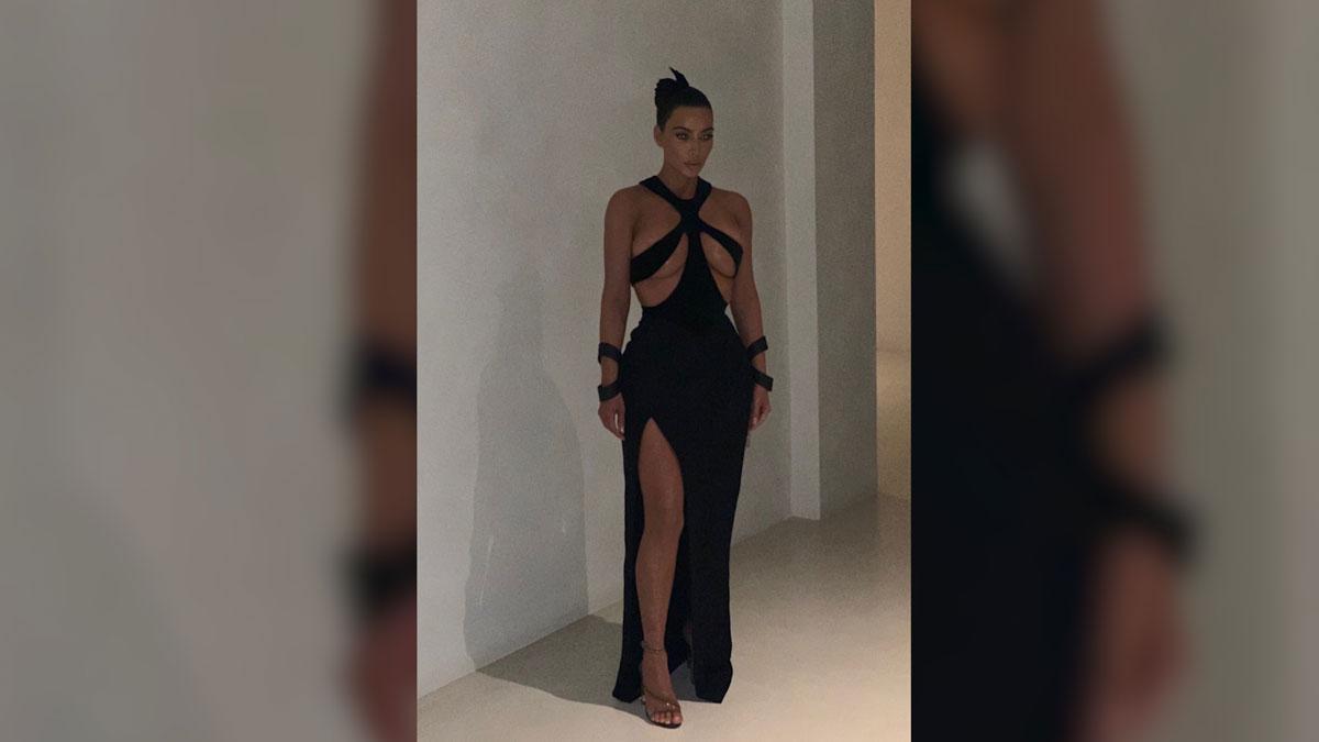 Kim Kardashian y su vestido imposible de Thierry Mugler.