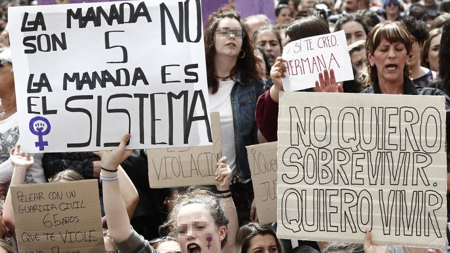 Abusa sexualmente de una menor de 15 años en su locutorio en Murcia