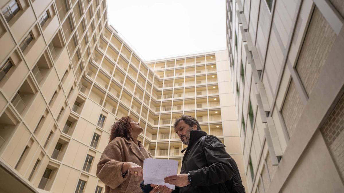 Visita a la promoción de pisos de Illa Glòries