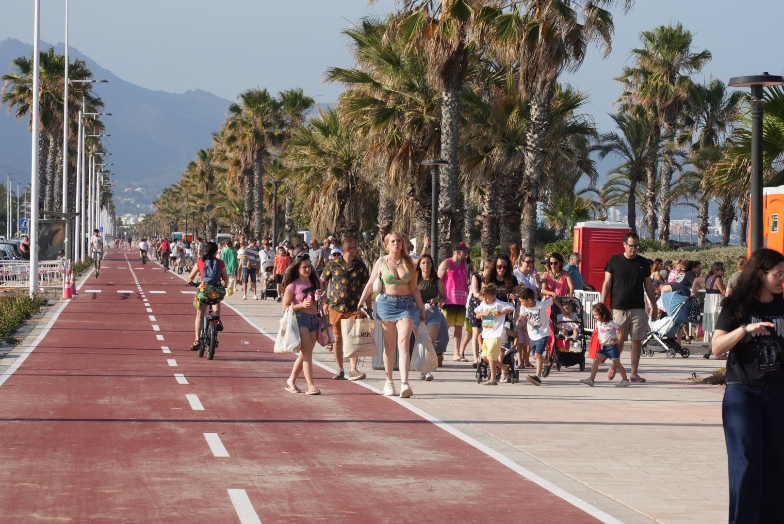 Las imágenes de la primera jornada del espectacular Festival del Viento de Castelló