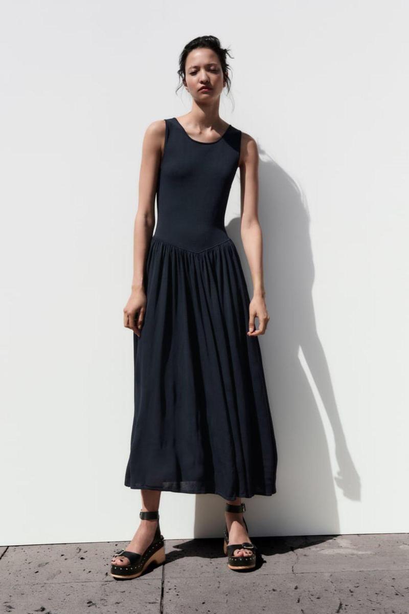 Vestido negro de Zara