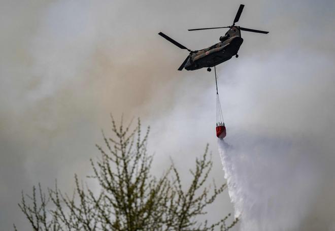 Japón contiene tras 11 días uno de los mayores incendios forestales en décadas