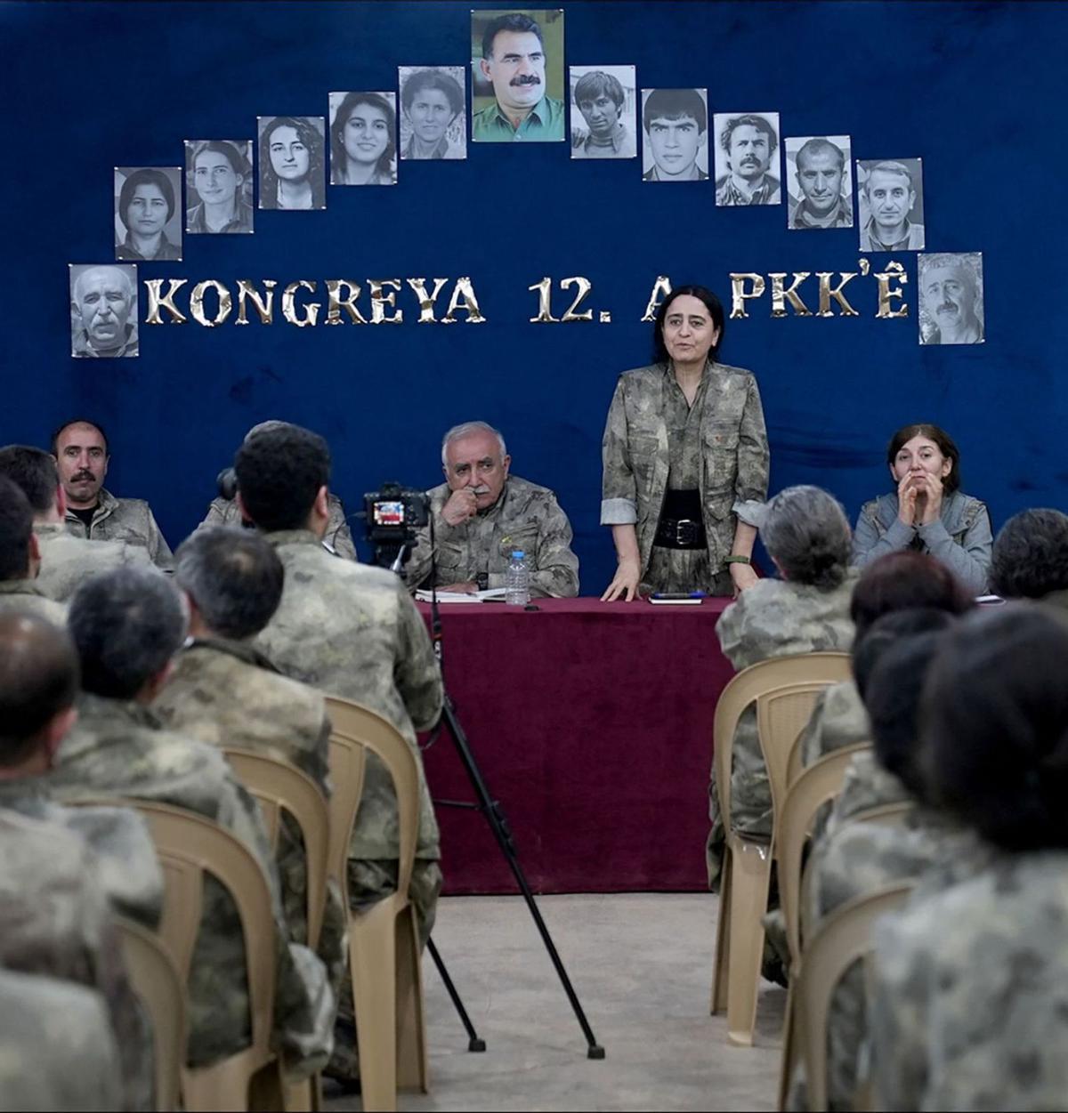 El PKK anuncia que es dissol i que posa fi a la lluita armada després de 40 anys El PKK anuncia que es dissol i que posa fi a la lluita armada després de 40 anys