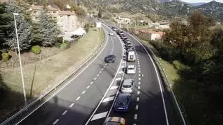 L'operació tornada del pont de desembre arranca amb un accident múltiple al Bages i retencions a la C-16
