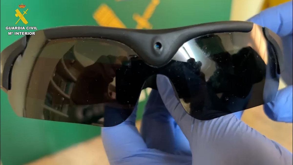 Las gafas de sol halladas con la cámara integrada