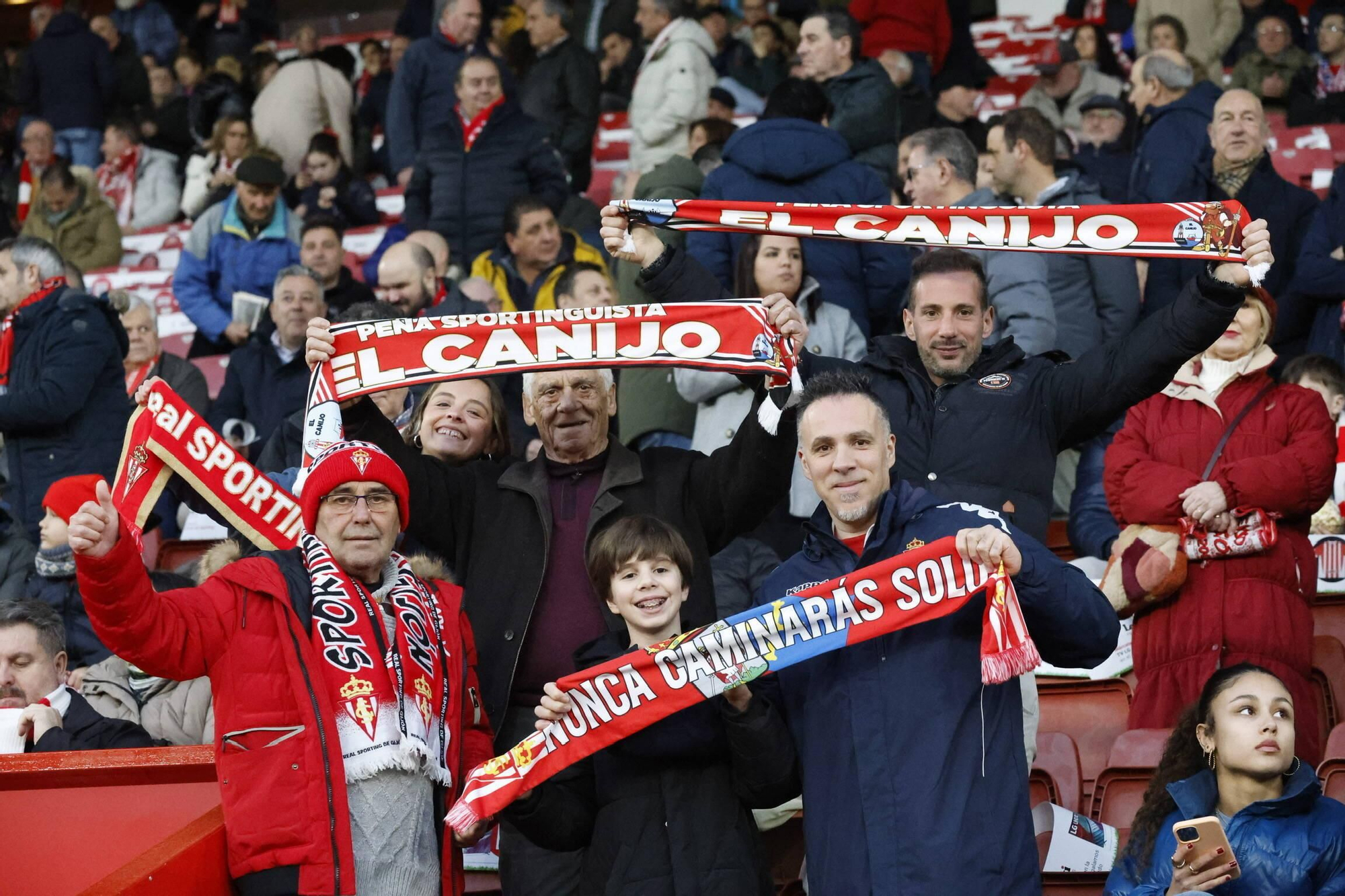 El partido entre el Sporting y el Eibar, en imágenes