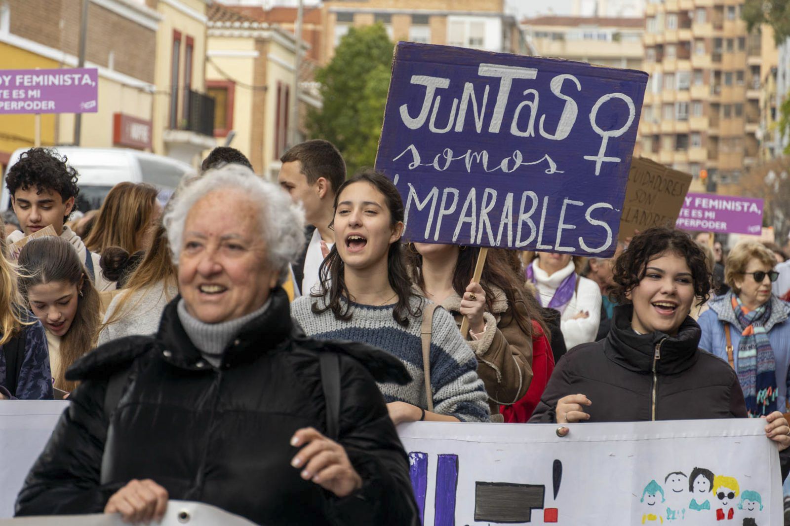 Así fue la manifestación del 8M en el Port de Sagunt